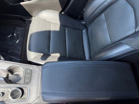 Used 2024 Cadillac XT4 Sport FWD image 14