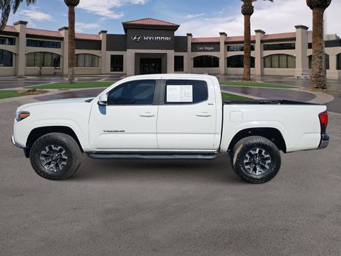 Used 2019 Toyota Tacoma SR5 RWD image 5