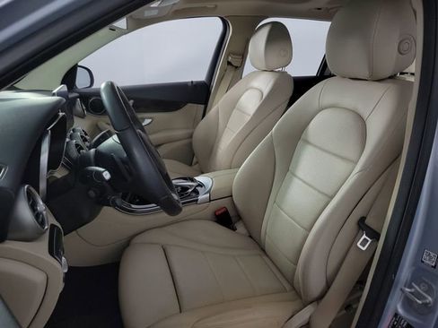 Used 2018 Mercedes-Benz GLC 300 4MATIC image 13