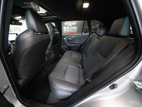 Certified 2025 Toyota RAV4 XSE w/ Advanced Technology Package AWD/4WD image 24