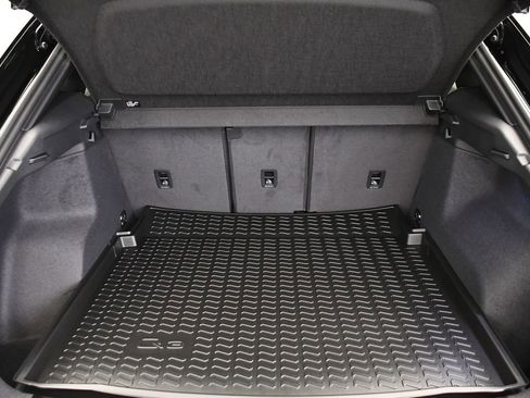 Used 2025 Audi Q3 2.0T Premium w/ Convenience Package image 57