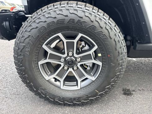 New 2026 Jeep Gladiator Mojave AWD/4WD image 3
