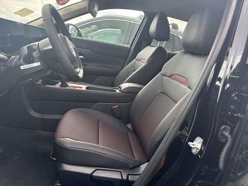 New 2026 Nissan Kicks SR image 4