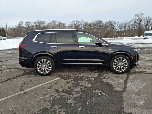 Used 2021 Cadillac XT6 Premium Luxury FWD image 10