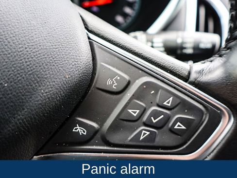 Used 2021 Chevrolet Equinox LT image 25