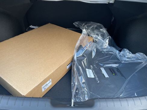 New 2026 Hyundai Elantra Blue image 16