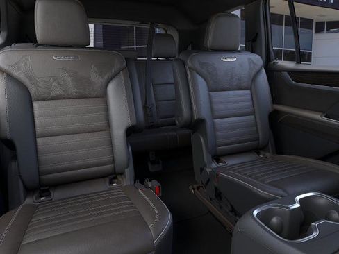 New 2026 GMC Acadia Denali Ultimate AWD/4WD image 43
