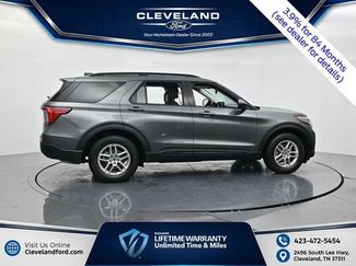 New 2026 Ford Explorer Active RWD video 3