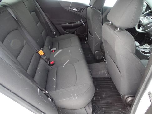 Used 2019 Chevrolet Malibu LS image 29