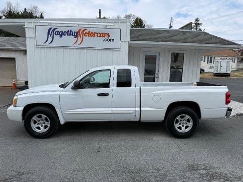 Used 2005 Dodge Dakota SLT image 12