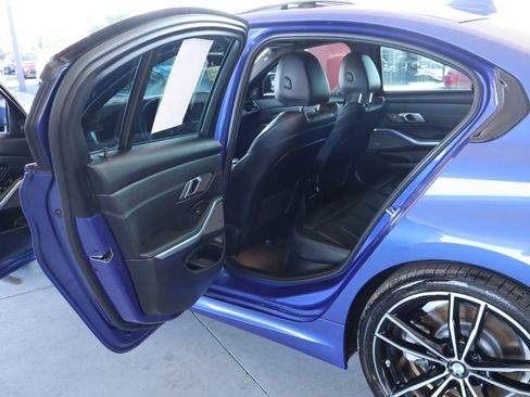 Used 2021 BMW 330i xDrive Sedan w/ M Sport Package image 31