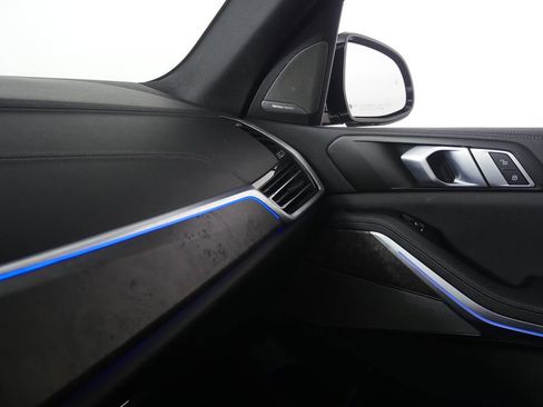 Used 2021 BMW X5 sDrive40i w/ Premium Package image 28