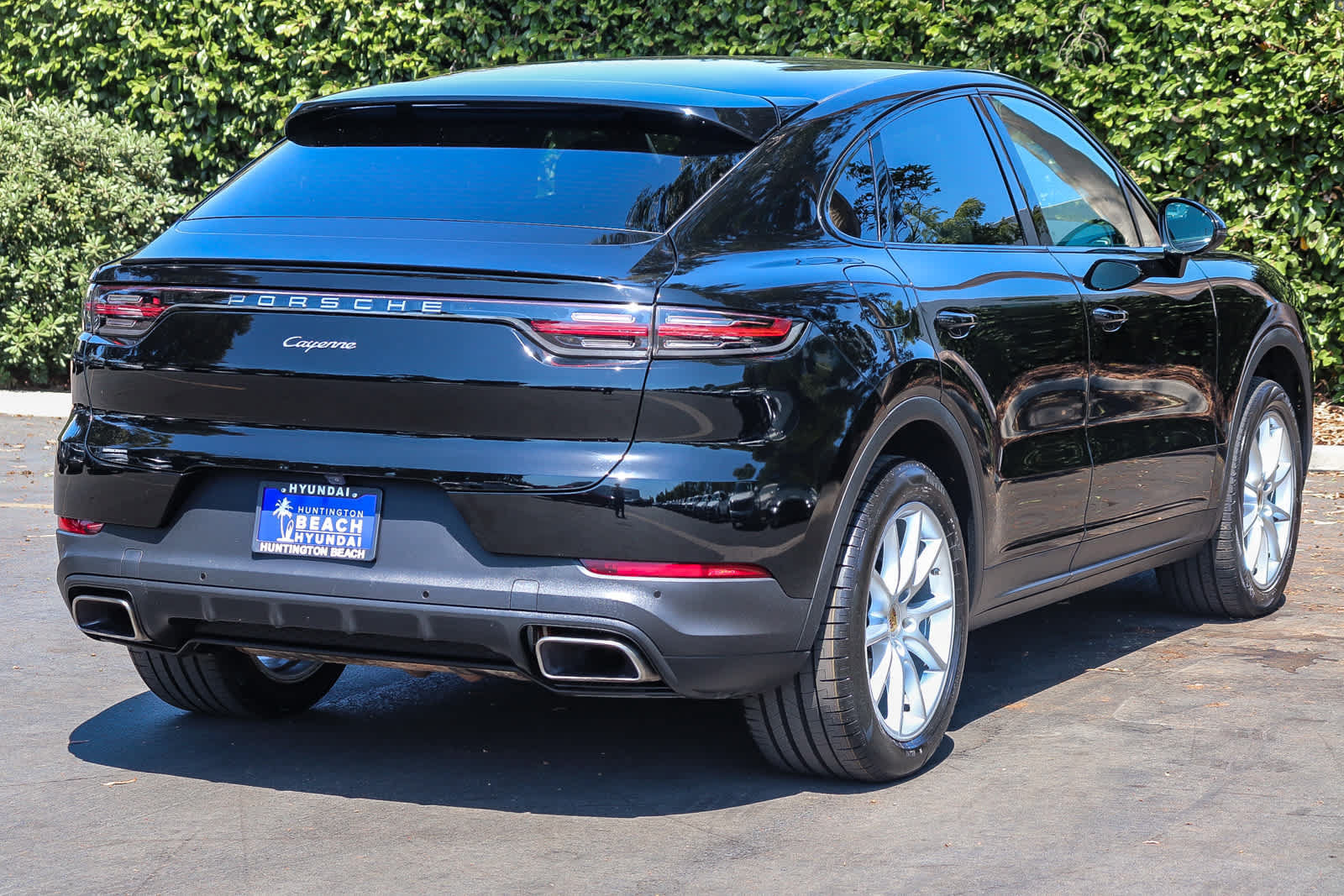 Used 2021 Porsche Cayenne Coupe AWD/4WD image 6