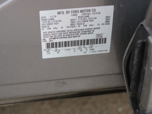 Used 2020 Ford Edge Titanium w/ Equipment Group 301A image 29