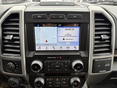 Used 2019 Ford F150 Lariat w/ Equipment Group 502A Luxury image 28