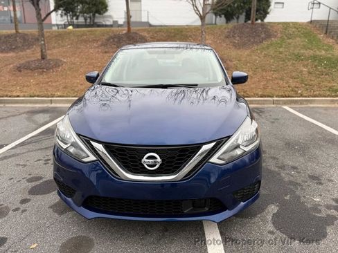 Used 2018 Nissan Sentra S image 2