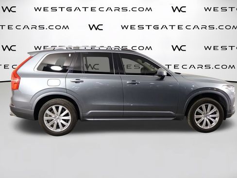 Used 2018 Volvo XC90 T5 Momentum w/ Convenience Package FWD image 44