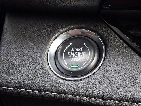 Used 2025 Buick Enclave Sport Touring image 23