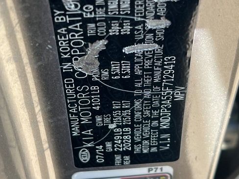 Used 2015 Kia Soul + FWD image 23