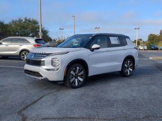 New 2026 Mitsubishi Outlander SEL FWD video 2