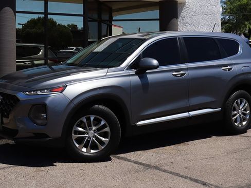 Used 2019 Hyundai Santa Fe SE AWD/4WD image 3