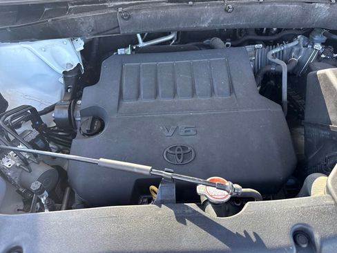 Used 2015 Toyota Highlander Limited image 38