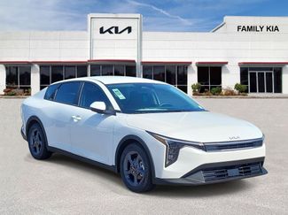 New 2026 Kia K4 FWD 360° Tour