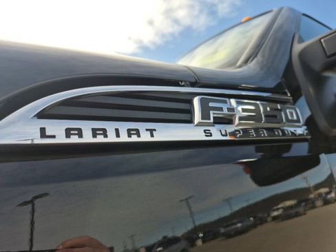Used 2015 Ford F350 Lariat w/ Lariat Ultimate Package AWD/4WD image 11