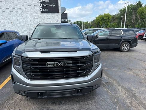 Used 2023 GMC Sierra 1500 Elevation AWD/4WD image 3