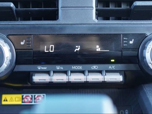 Certified 2025 Toyota 4Runner TRD Off-Road image 34