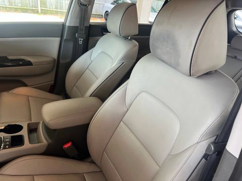 Used 2019 Kia Sportage EX AWD/4WD image 5