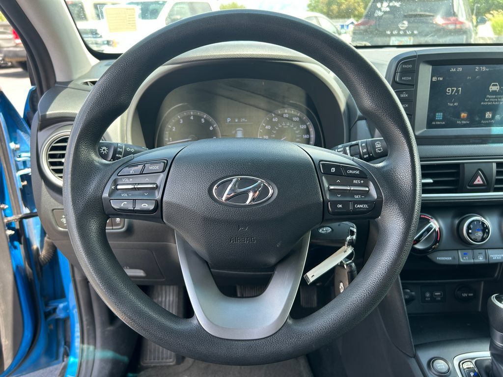 Used 2019 Hyundai Kona SE FWD image 19