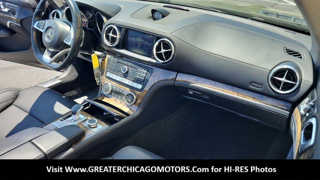 Used 2017 Mercedes-Benz SL 450 image 17