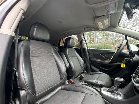 Used 2015 Buick Encore Base FWD image 40