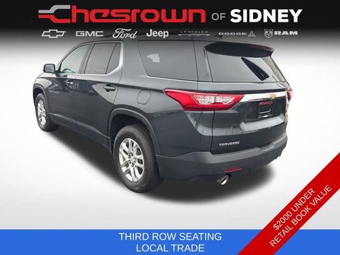 Used 2020 Chevrolet Traverse LT image 4