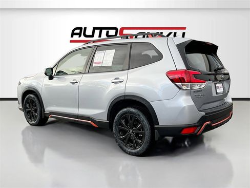 Used 2023 Subaru Forester Sport image 5