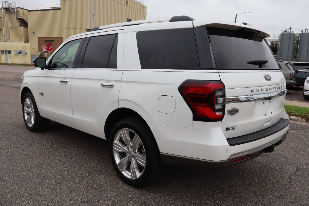 Used 2024 Ford Expedition King Ranch AWD/4WD image 4