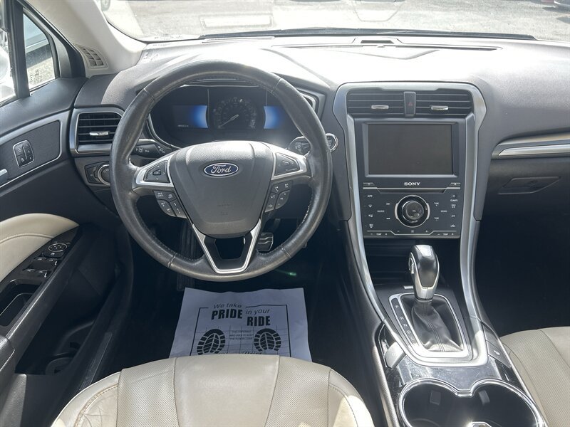 Used 2014 Ford Fusion Titanium FWD image 12