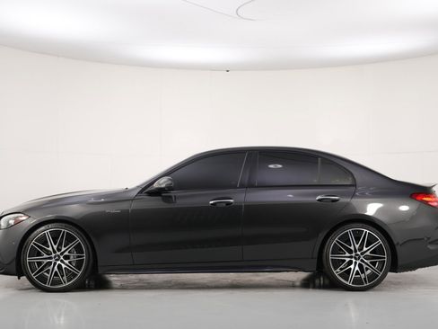 Used 2023 Mercedes-Benz C 43 AMG AMG C 43 w/ AMG Carbon Fiber Package image 9