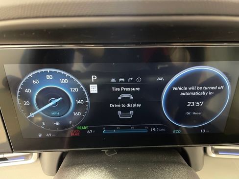 New 2025 Hyundai Elantra Limited image 20