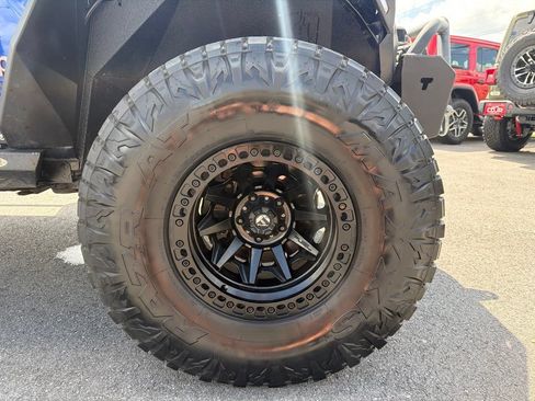 Used 2018 Jeep Wrangler Unlimited Rubicon AWD/4WD image 15