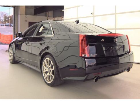 Used 2011 Cadillac CTS V image 4