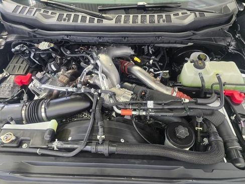 New 2025 Ford F350 Platinum w/ FX4 Off-Road Package image 24