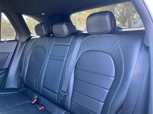 Used 2021 Mercedes-Benz GLC 300 image 27