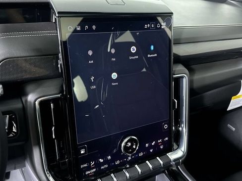 New 2026 GMC Yukon Elevation w/ Elevation Premium Package AWD/4WD image 14