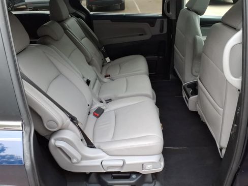 Used 2024 Honda Odyssey EX-L image 12