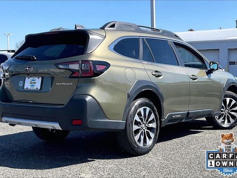 Used 2023 Subaru Outback Limited image 14