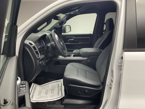 Used 2025 RAM 1500 Big Horn AWD/4WD image 13