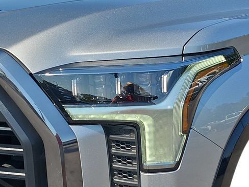 Used 2024 Toyota Tundra Platinum w/ TRD Off-Road Package AWD/4WD image 29