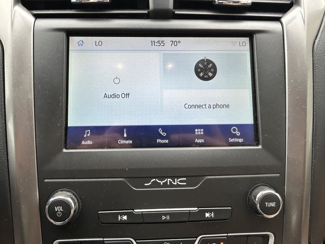 Used 2020 Ford Fusion SE FWD image 22